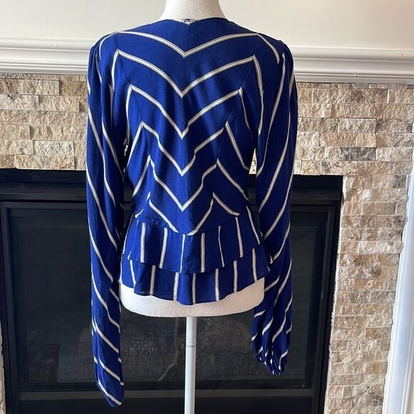 Free People Cropped Blouse Samifran Top Indigo blue long sleeve Striped Medium - Picture 4 of 5